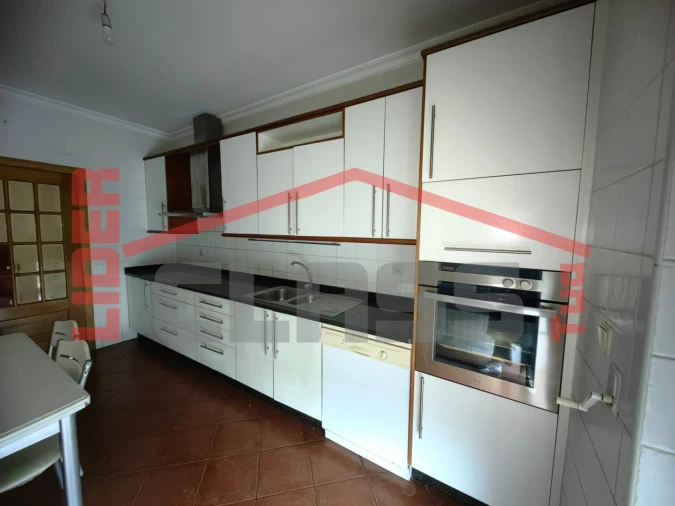 Apartamento T2 para Venda em Vinhais Foto 4