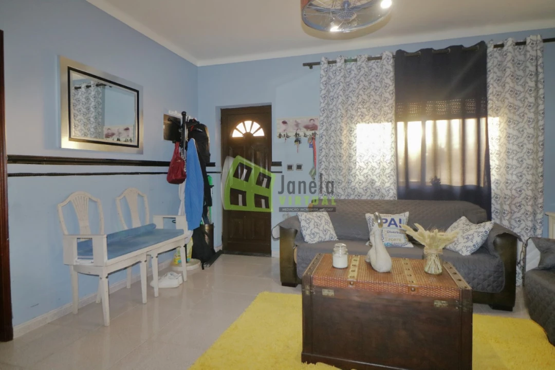 Moradia T4 para Venda em Samora Correia Foto 10