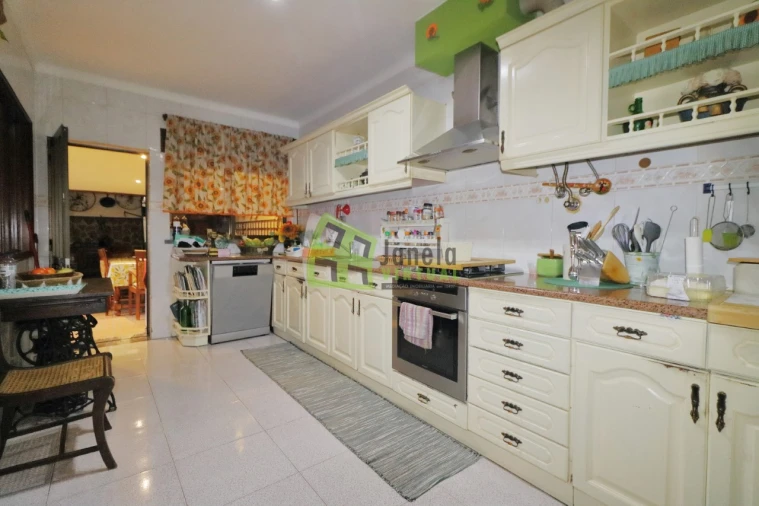 Moradia T4 para Venda em Samora Correia Foto 1