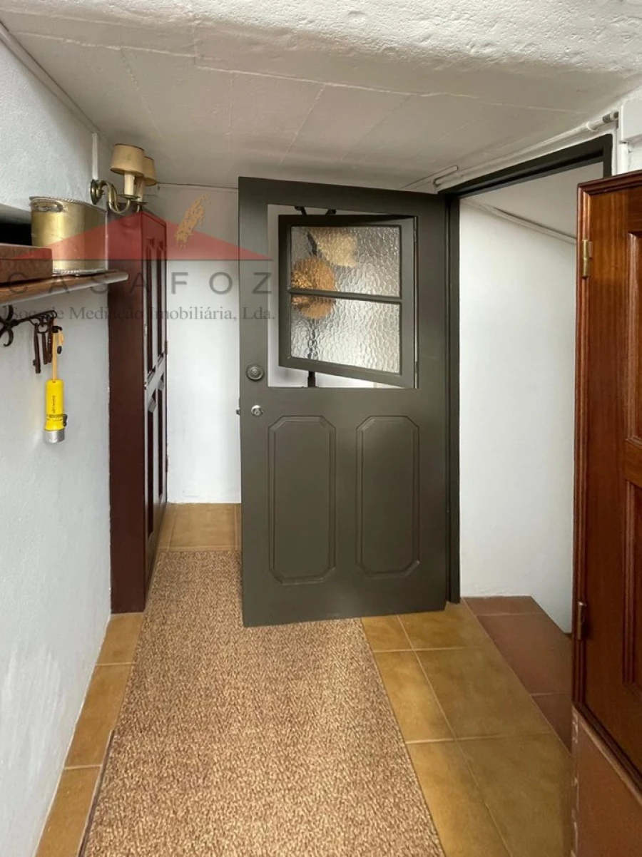 Apartamento T1 para Arrendamento em Lordelo do Ouro e Massarelos Foto 20