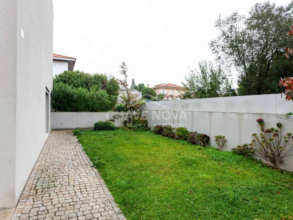 Moradia T4 para Venda em Aldoar, Foz do Douro e Nevogilde Foto 21