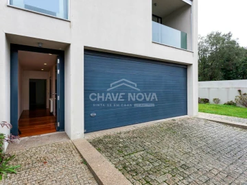 Moradia T4 para Venda em Aldoar, Foz do Douro e Nevogilde