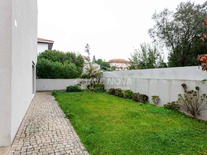 Moradia T4 para Venda em Aldoar, Foz do Douro e Nevogilde Foto 21