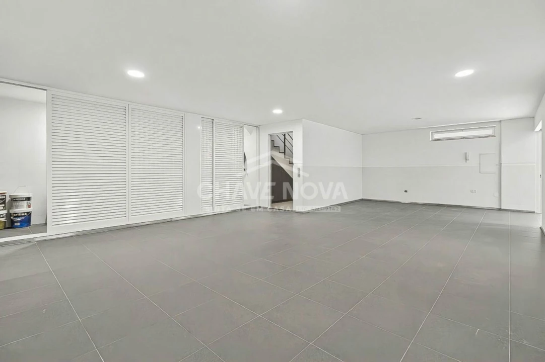 Moradia T4 para Venda em Labruge Foto 15