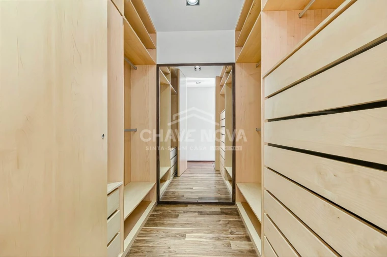 Moradia T4 para Venda em Labruge Foto 13