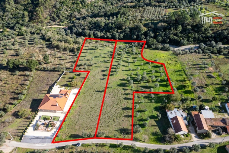 Terreno para Venda em Atouguia Foto 3