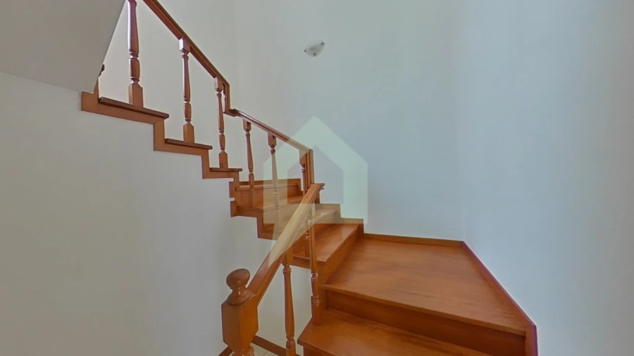 Moradia T4 para Venda em Abade de Neiva Foto 46