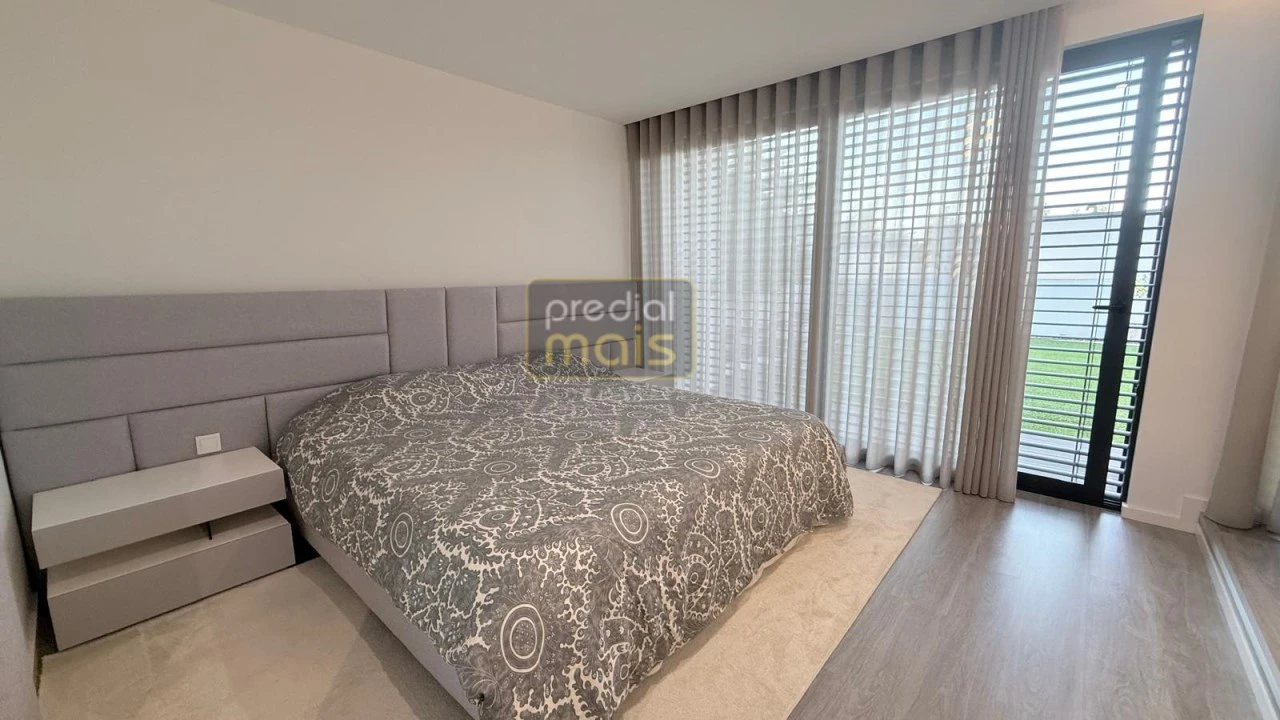 Moradia T3 para Venda em Louro Foto 17