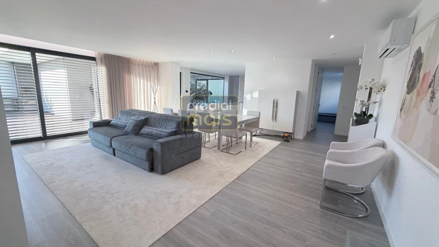 Moradia T3 para Venda em Louro Foto 6