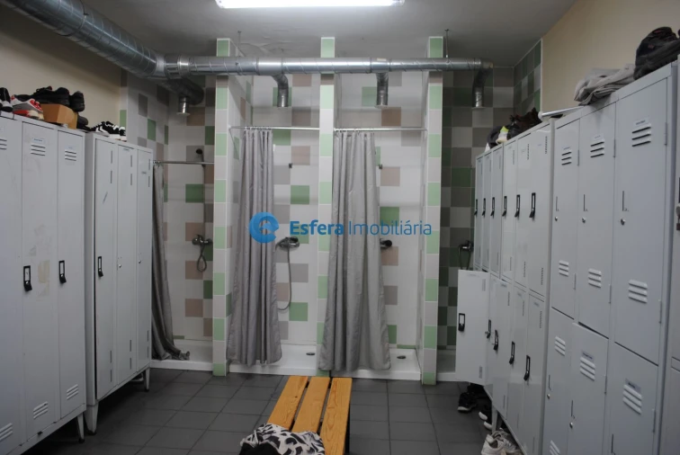 Loja para Arrendamento em Moreira Foto 15