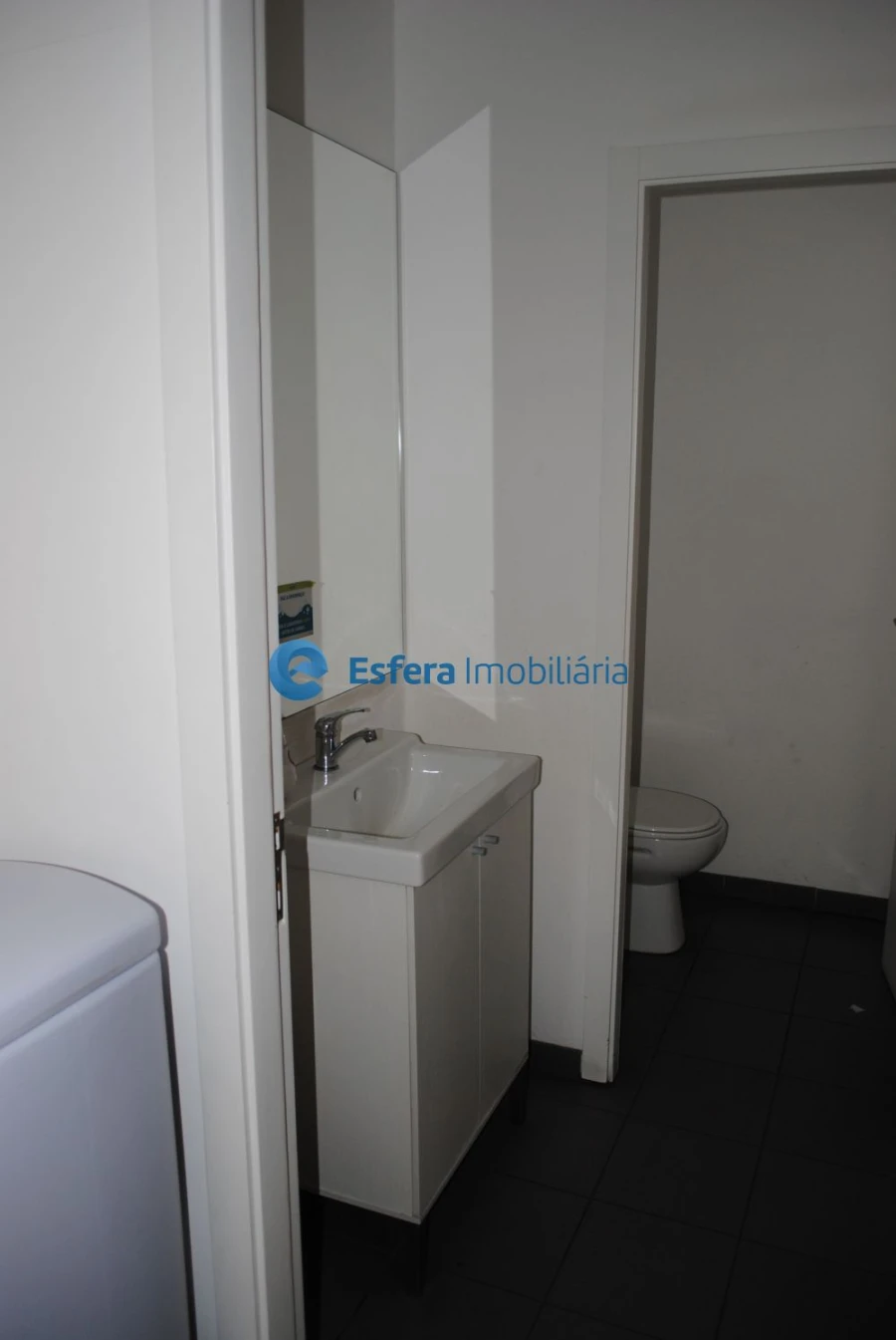 Loja para Arrendamento em Moreira Foto 7