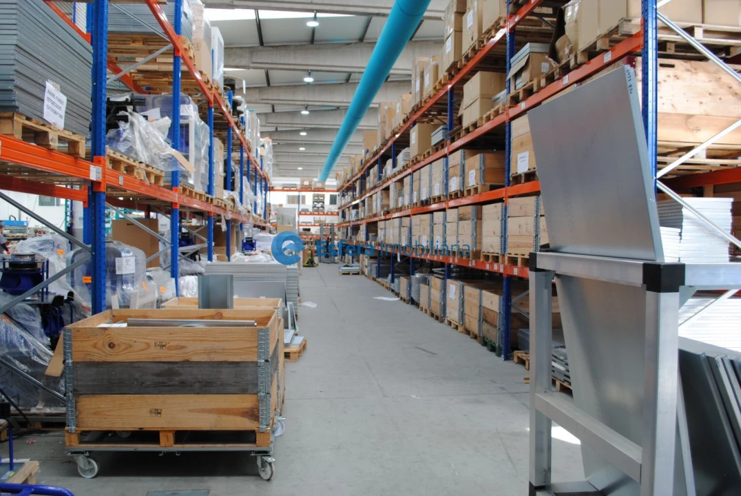 Loja para Arrendamento em Moreira Foto 15