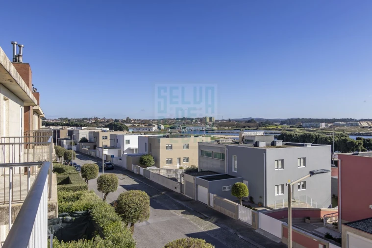 Apartamento T2 para Arrendamento em Vila do Conde Foto 8