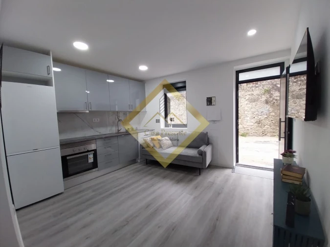 Moradia T1 para Venda em Cedofeita, Santo Ildefonso, Sé, Miragaia, São Nicolau e Vitória Foto 13