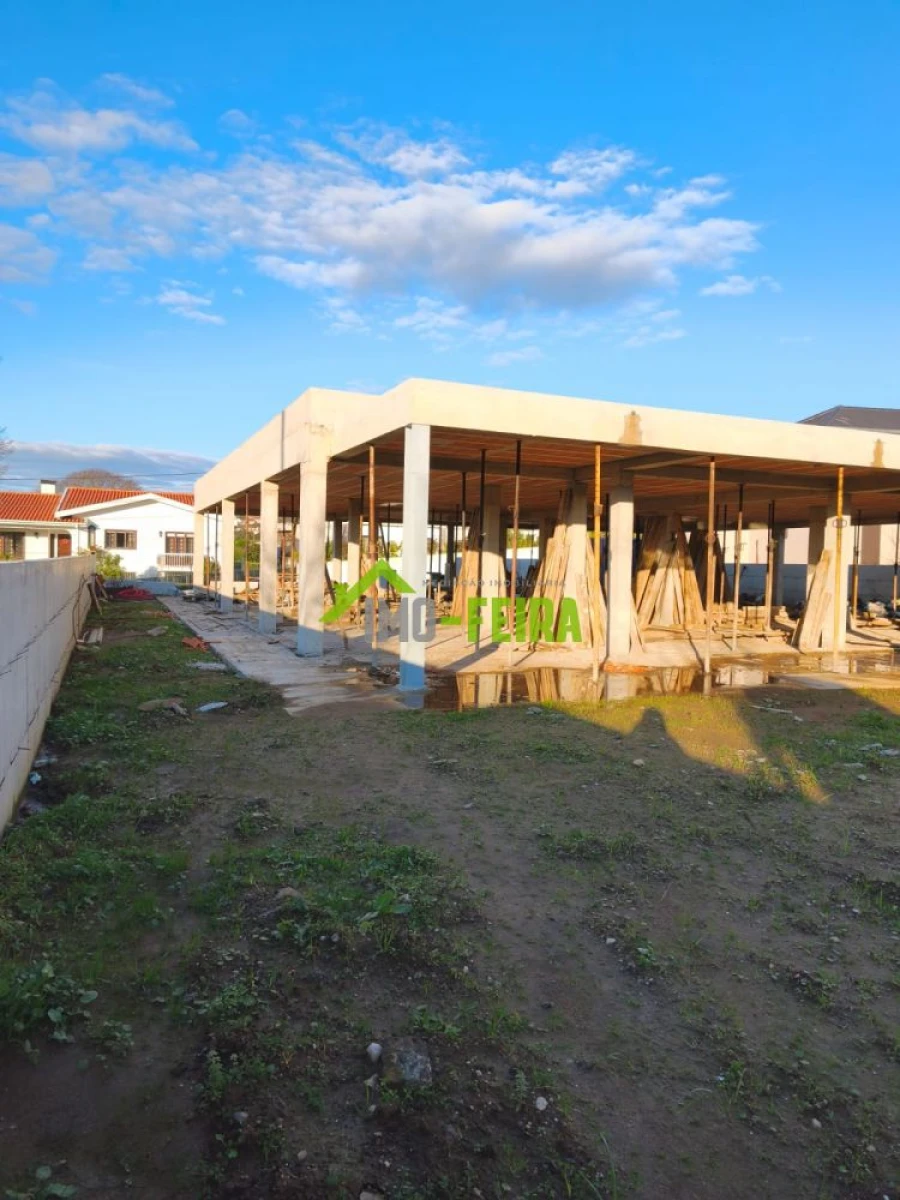 Moradia T3 para Venda em Arrifana Foto 10