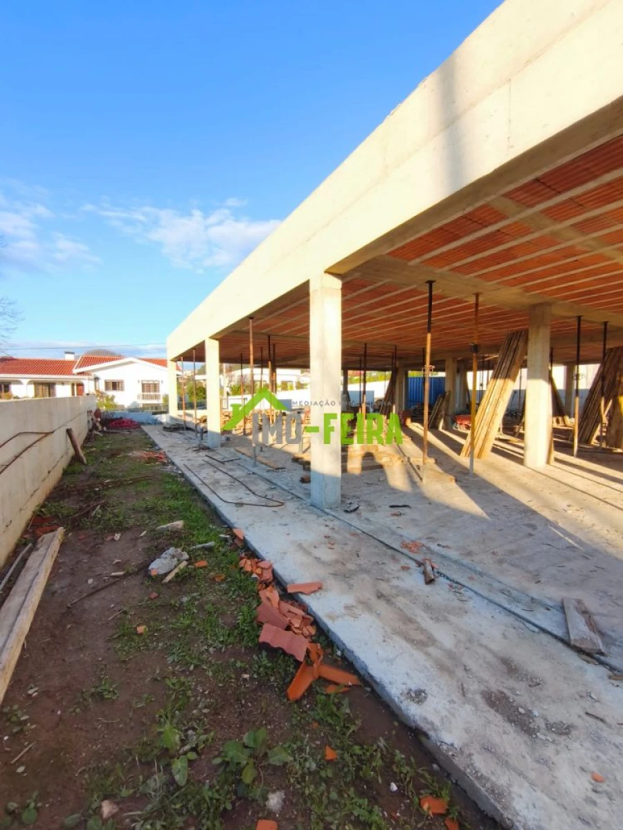 Moradia T3 para Venda em Arrifana Foto 12