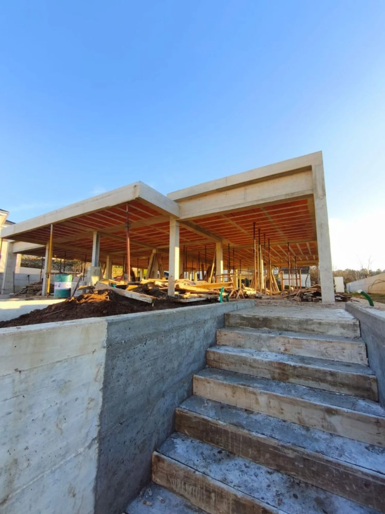 Moradia T3 para Venda em Arrifana Foto 54