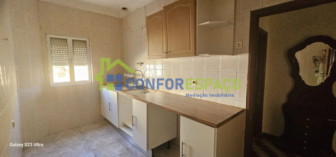 Moradia T3 para Venda em Covilhã e Canhoso Foto 3