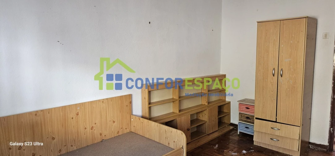 Moradia T3 para Venda em Covilhã e Canhoso Foto 11