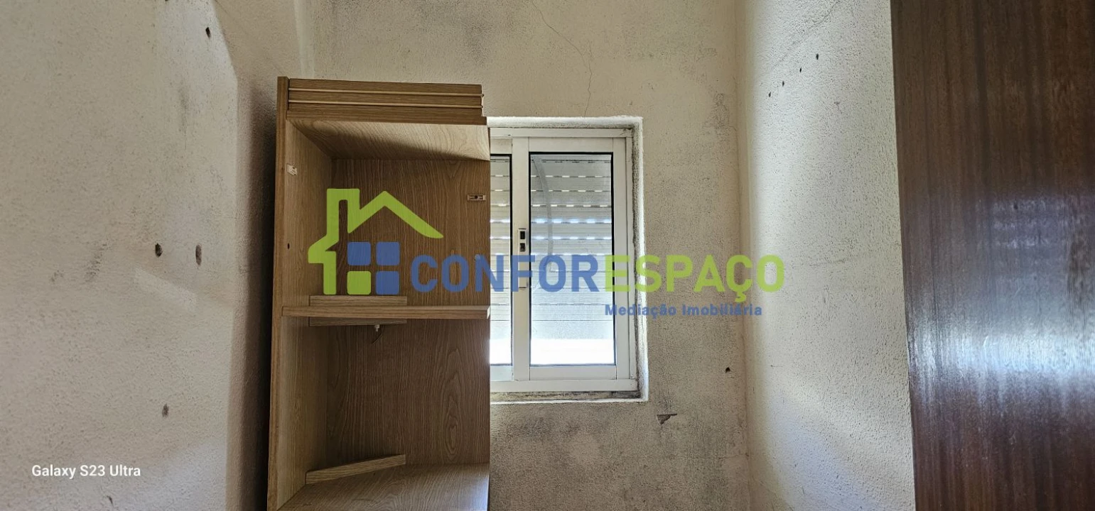 Moradia T3 para Venda em Covilhã e Canhoso Foto 12