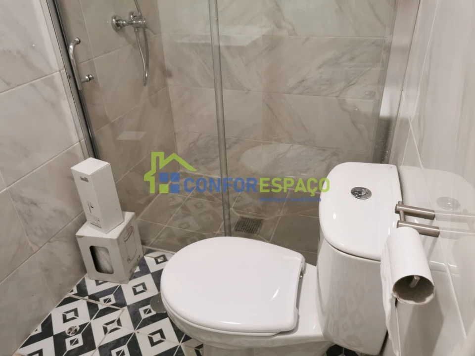 Apartamento T1 para Arrendamento em Castelo Branco Foto 7