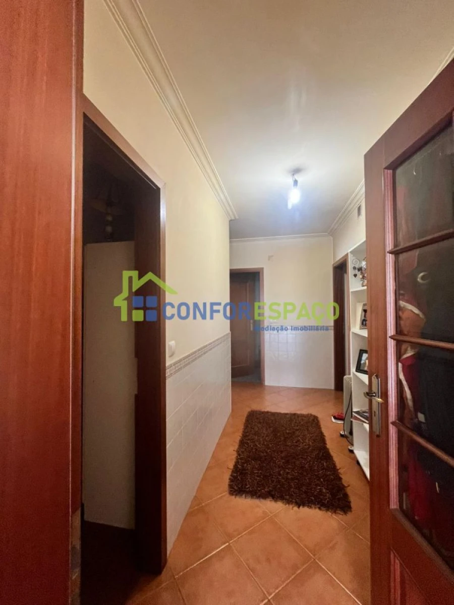 Moradia T3 para Venda em Covilhã e Canhoso Foto 15