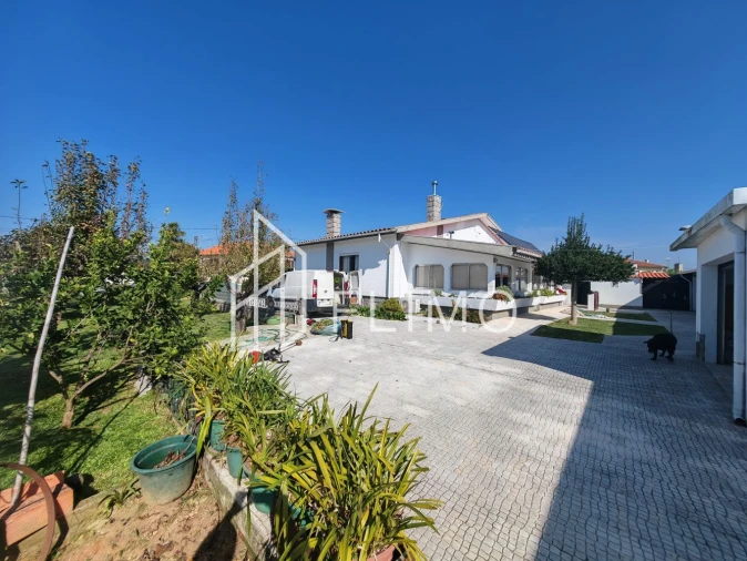 Moradia T3 para Venda em Avanca Foto 41