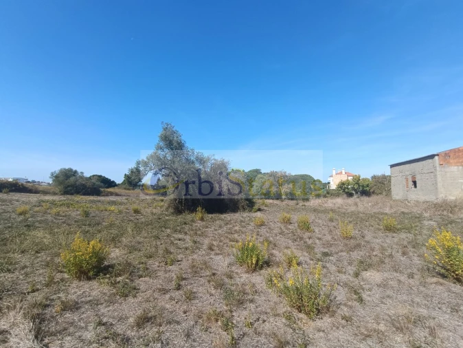 Terreno para Venda em Sesimbra (Castelo) Foto 1