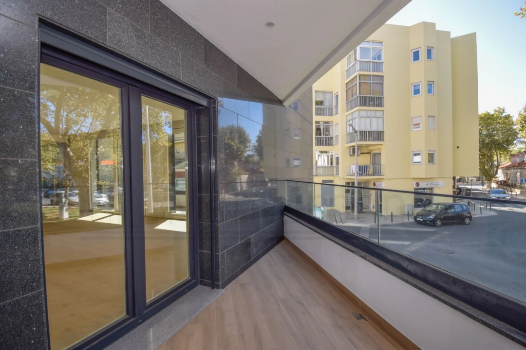 Apartamento T3 para Venda em Carcavelos e Parede Foto 21