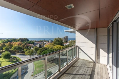 Apartamento T4 para Venda em Aldoar, Foz do Douro e Nevogilde