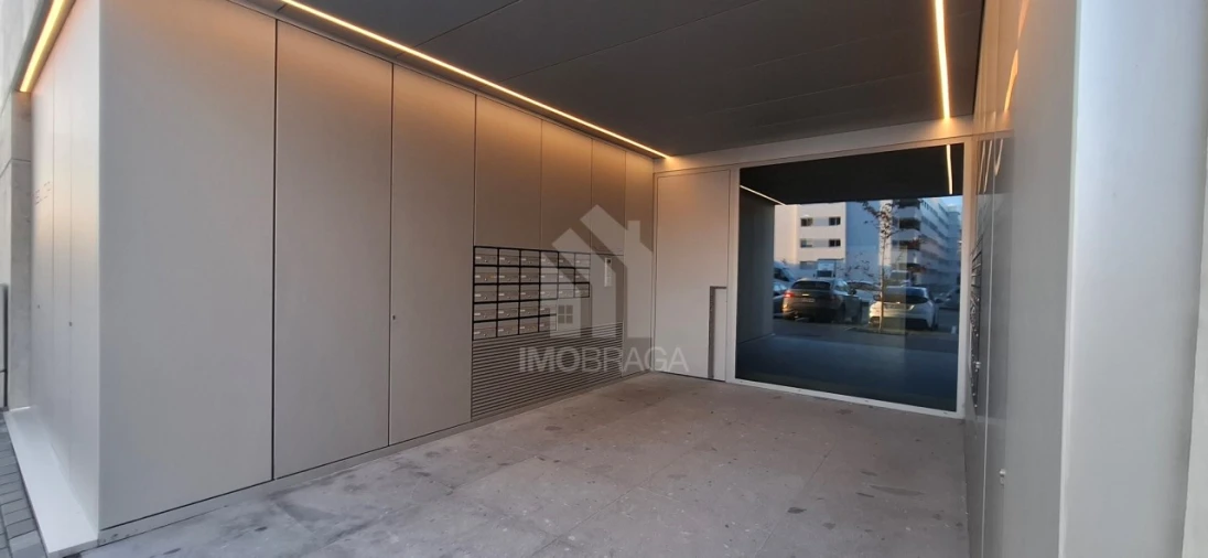 Apartamento T2 para Venda em Braga (Maximinos, Sé e Cividade) Foto 6