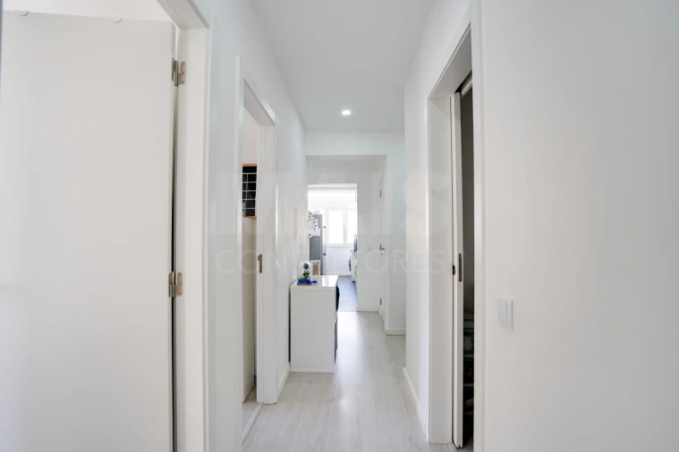 Apartamento T3 para Venda em Sacavém e Prior Velho Foto 11