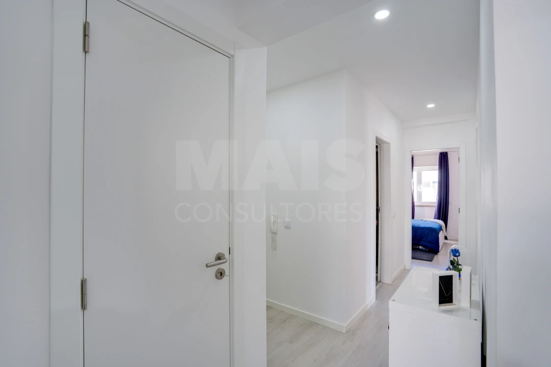 Apartamento T3 para Venda em Sacavém e Prior Velho Foto 10