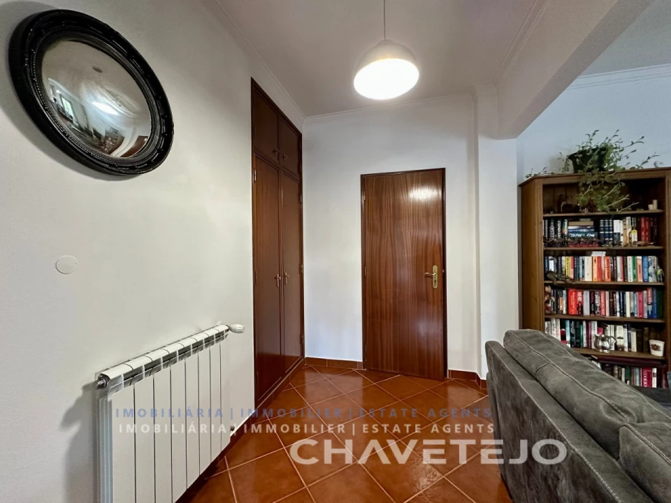 Moradia T4 para Venda em Chãos Foto 8