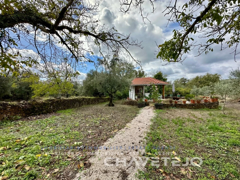 Moradia T4 para Venda em Chãos Foto 35