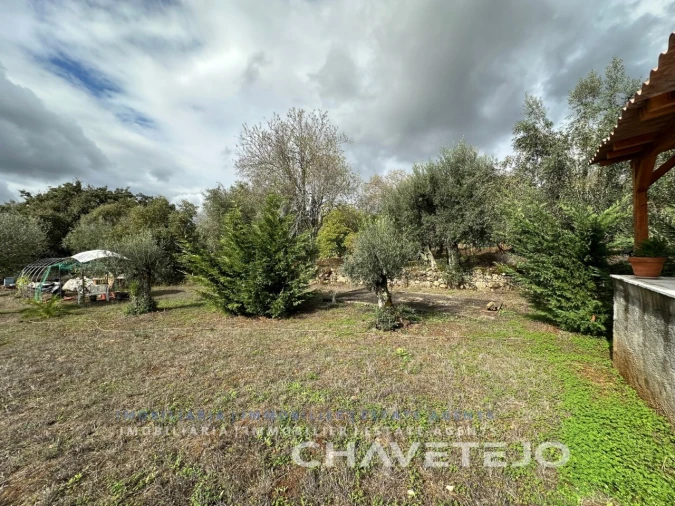 Moradia T4 para Venda em Chãos Foto 37