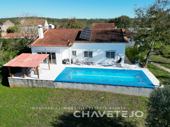 Moradia T4 para Venda em Chãos Foto 44