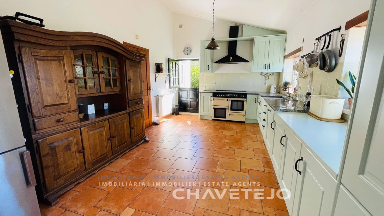 Moradia T3 para Venda em Pousaflores Foto 7