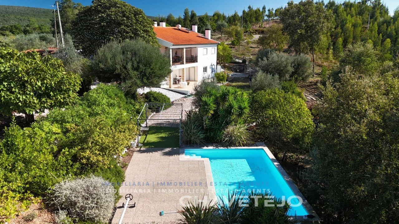 Moradia T3 para Venda em Pousaflores Foto 3