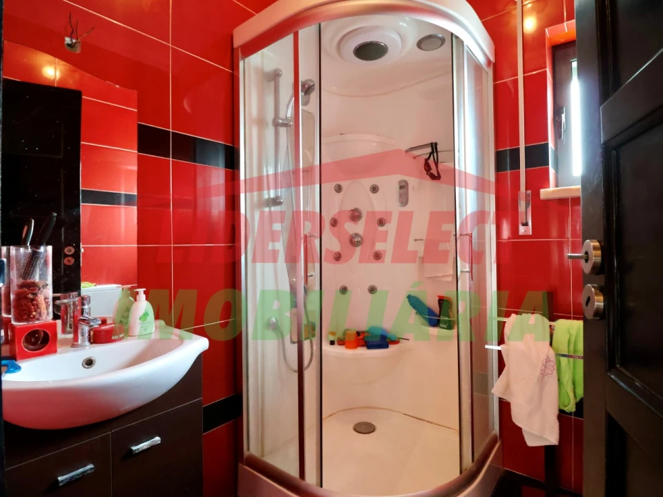 Moradia T3 para Venda em São Pedro da Cadeira Foto 20