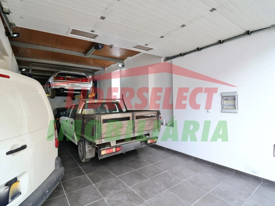 Moradia T3 para Venda em São Pedro da Cadeira Foto 30