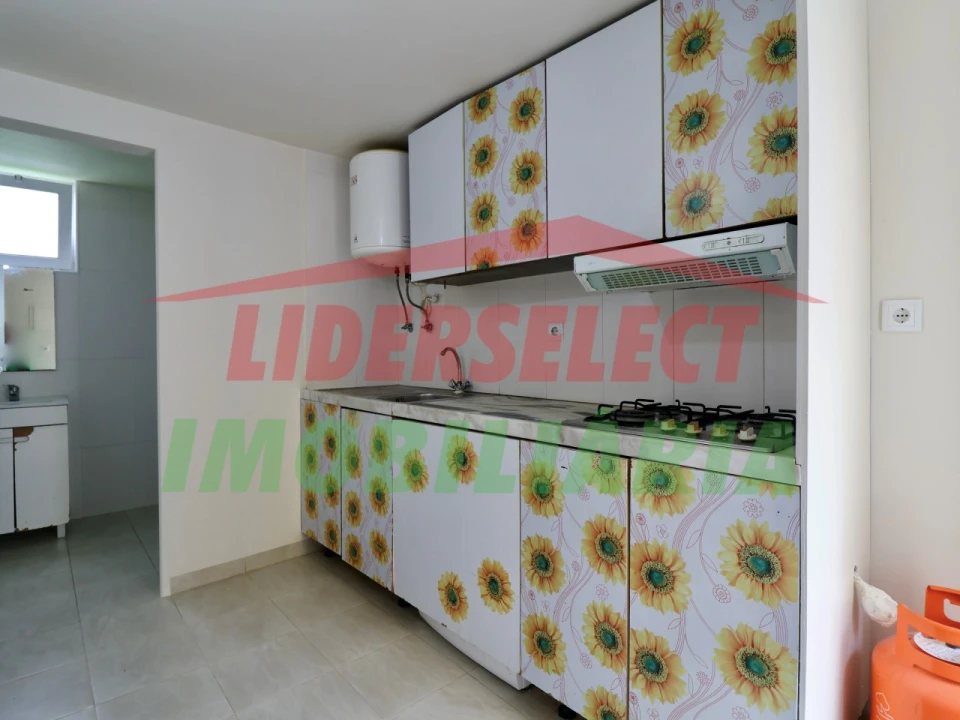 Moradia T3 para Venda em São Pedro da Cadeira Foto 33