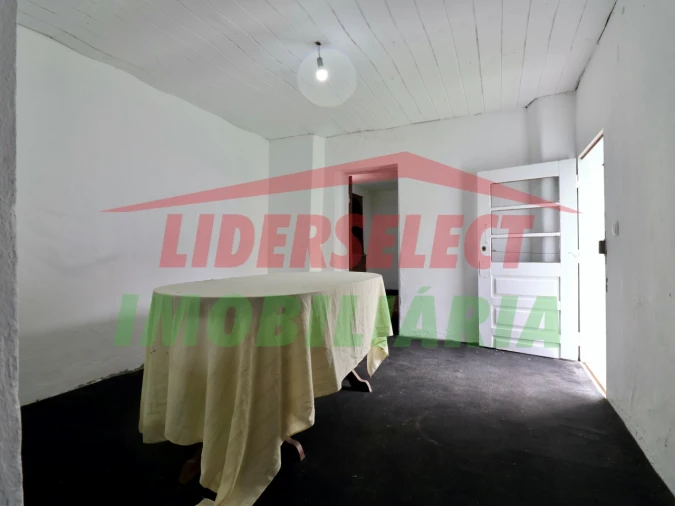 Moradia T3 para Venda em São Pedro da Cadeira Foto 23