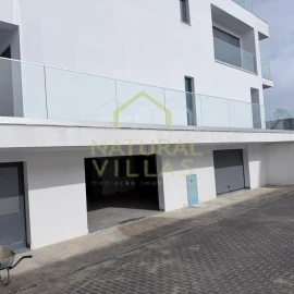 Moradia T4 para Venda em Guia