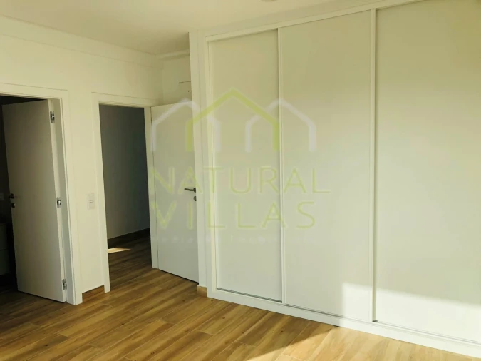 Moradia T4 para Venda em Guia Foto 10