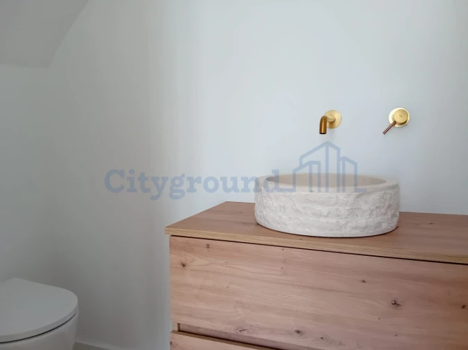 Moradia T2 para Venda em Nossa Senhora da Piedade Foto 4