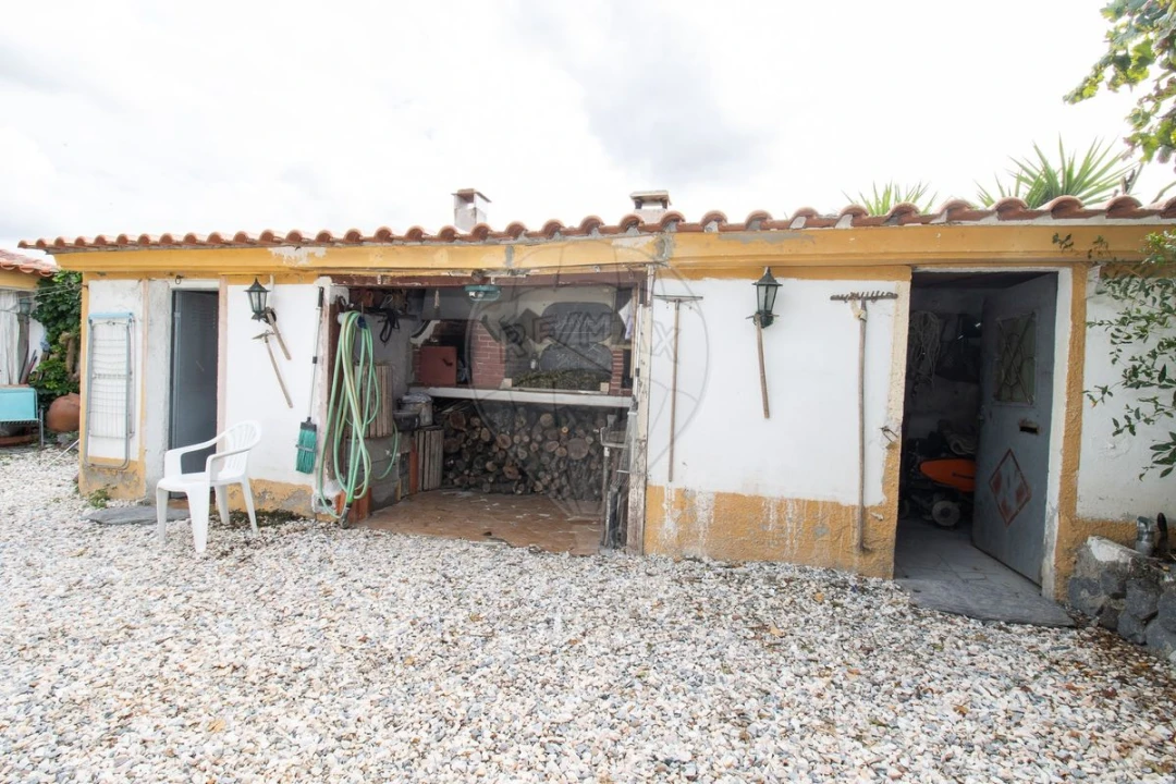 Moradia T2 para Venda em Povoa de São Miguel Foto 20