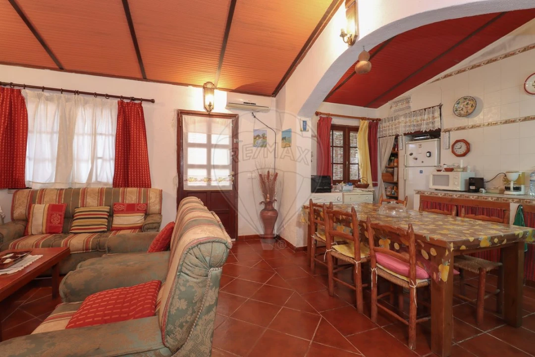 Moradia T2 para Venda em Povoa de São Miguel Foto 5