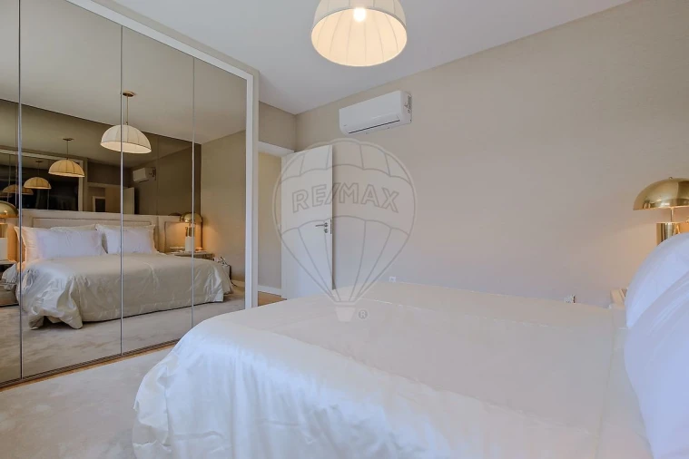 Moradia T4 para Arrendamento em São Domingos de Rana Foto 7