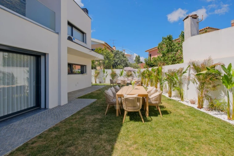 Moradia T4 para Venda em São Domingos de Rana Foto 41